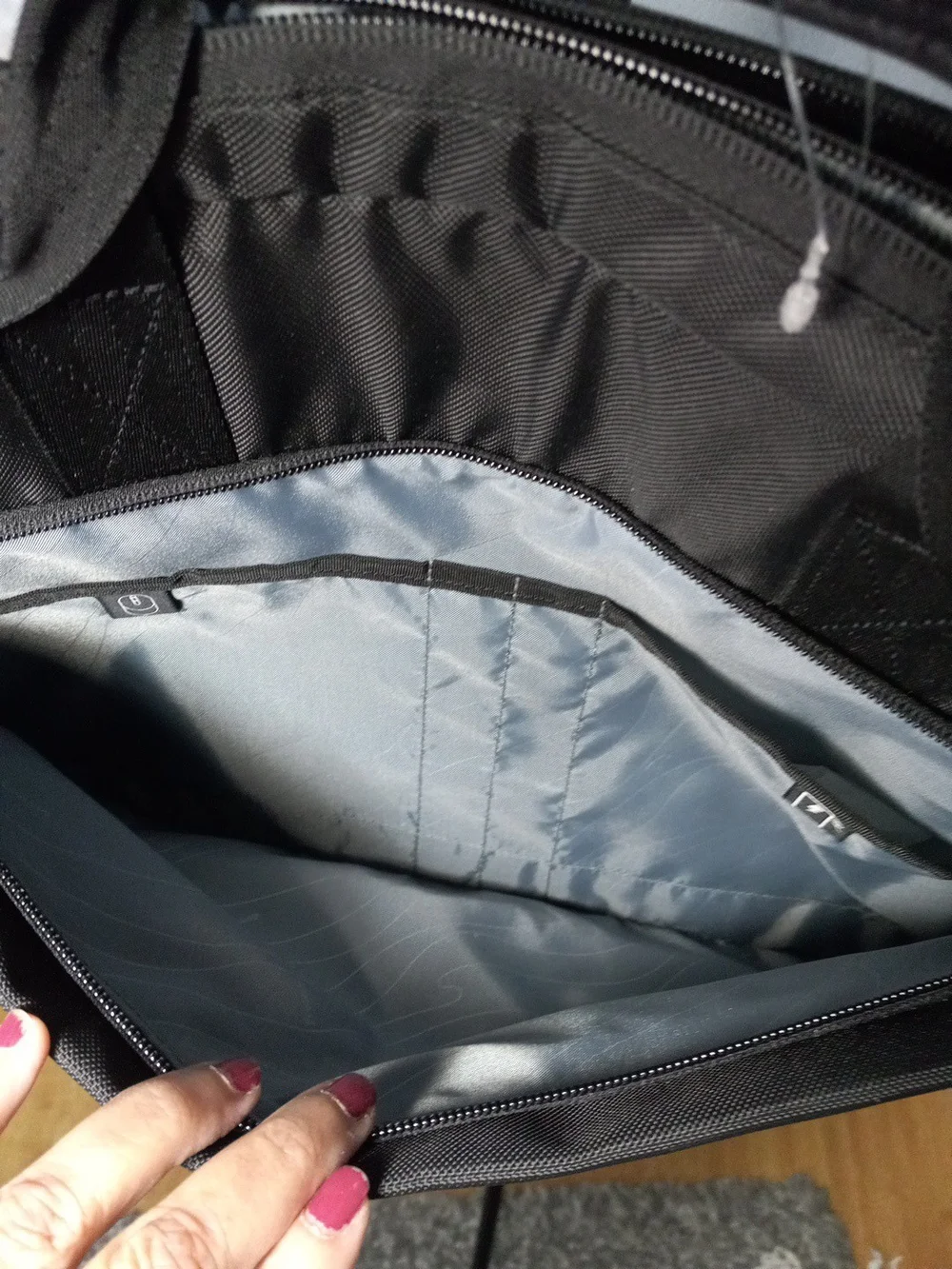 Dell Laptop Black Men's Crossbody Shoulder Bag - Minimal Office Messenger